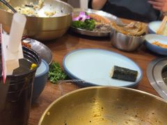 -明洞阿姨·韩式酱蟹烤肉·创意料理(三元桥店)