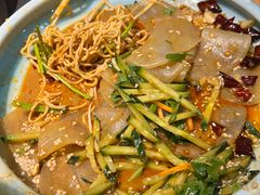 -锅老头海鲜铁锅炖