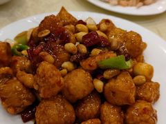 宫爆鳕鱼球-奥华餐厅·老张记(台基厂店)