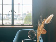 靠窗位-YUE·6·西式融合餐厅(外滩六号店)