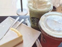 -星巴克臻选(深圳龙华红山天虹店)