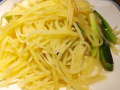 酸辣土豆丝-丁记盐蘸牛肉·新杭菜(河东路店)