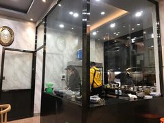 -白翔甜食店