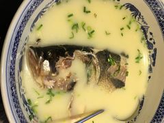 -南京金牛湖巨碗鱼头