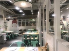 大堂-小雅木姜子烤鸡·贵州菜(鸿通城店)