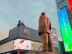 -黄兴南路步行商业街