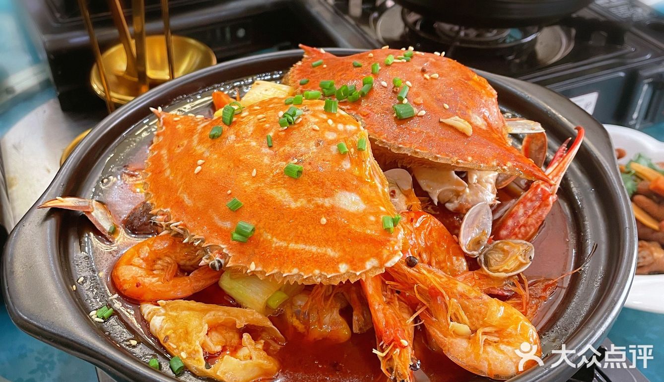 今天降温了！今天吃金坛特色砂锅打边炉！