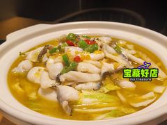-呷湘厨·鱼汤捞饭·剁椒鱼头·辣椒炒肉(国家会展中心店)