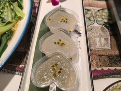 -刘姐啤酒鱼民族演艺餐厅(西街总店)
