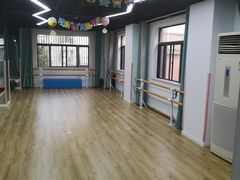 -雅米拉艺术中心(少儿舞蹈培训)