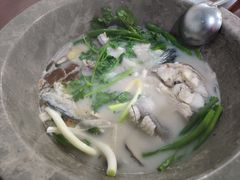 -姚记抚仙湖石锅鱼庄