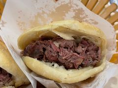 -闫家驴肉老店(华电一校店)
