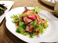 剁椒卤牛肉-上海小南国(正大店)