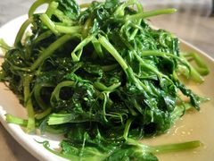 豌豆尖-懒人盐府人家(航天桥店)