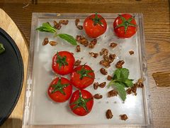 番茄脆菇沙拉-小大董·烤鸭(王府井apm店)