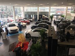 -北京鹏龙瑞星奔驰4s店(来广营店)
