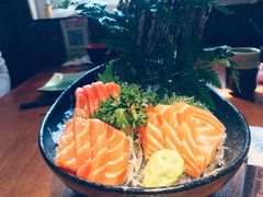 三文鱼刺身-鳗鱼家·深夜食堂(军博店)