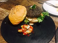 -HIGH FIVE哈福手工汉堡(桂林路店)