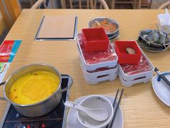 -杨老板·海鲜集市火锅·鲜切牛肉(中防万宝店)