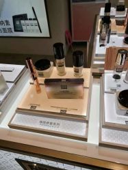 -奥伦纳素Erno Laszlo