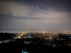 -鬼笑石后山停车场