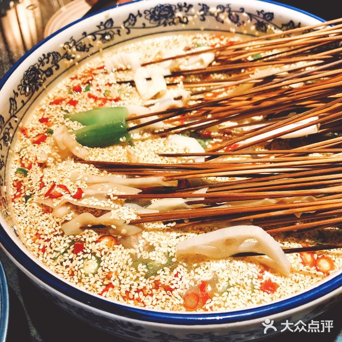 袁小生乐山钵钵鸡(太古里店)藤椒钵钵鸡图片