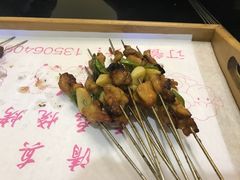 -清真磊磊烧烤老店(饮虎池街34号店)