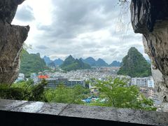 -叠彩山景区