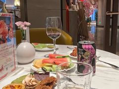 -上海佘山世茂艾美酒店