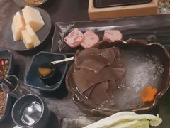 -湊湊火锅·茶憩(打浦桥日月光店)