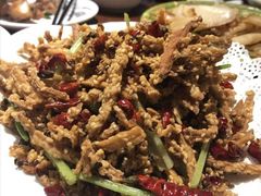 -董厨煨汤馆(车站路店)