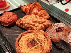 -Salon de The de Joel Robuchon(外滩18号店)