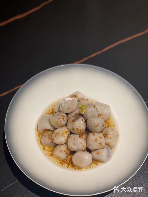 哇哦我竟然在一家饭馆里近距离看了一场川剧变脸....