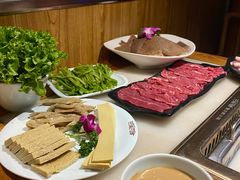 -巴渝瓦肆重庆鲜火锅(宝龙环湖店)