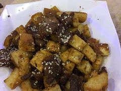 -维吾尔餐厅(宜山路店)