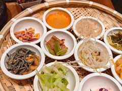 -包整·丝娃娃(一览甲秀楼风景店)