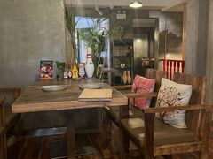 -HIGH FIVE哈福手工汉堡(桂林路店)