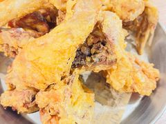 -BHC炸鸡(明洞总店)