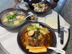 半筋半肉牛肋面-桃园眷村(万象天地店)
