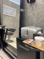 -TONI&GUY