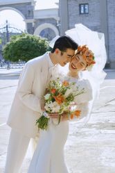 -喜爱高定婚纱摄影