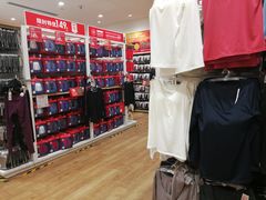 -优衣库(郑州丹尼斯大卫城店)