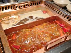 -老牌坊云南鱼豆花火锅(哈西万达店)