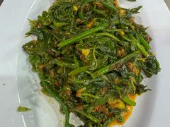 -明记烧鱼美味店