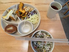 -素满香·全民食养自助(长宁龙之梦店)