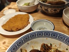 -沪西老弄堂面馆(定西路店)