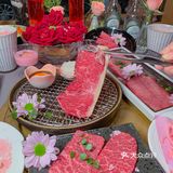 来武汉只办一件事:吃樱花烤肉.... 