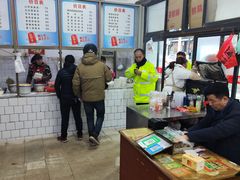 -高师傅特色米粉汤包(建设路店)