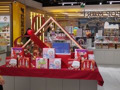 -泡泡玛特POPMART(上海环球港店)