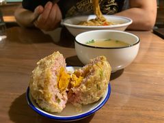 咸蛋黄狮子头-十面春风·江南面馆(崇宁路店)